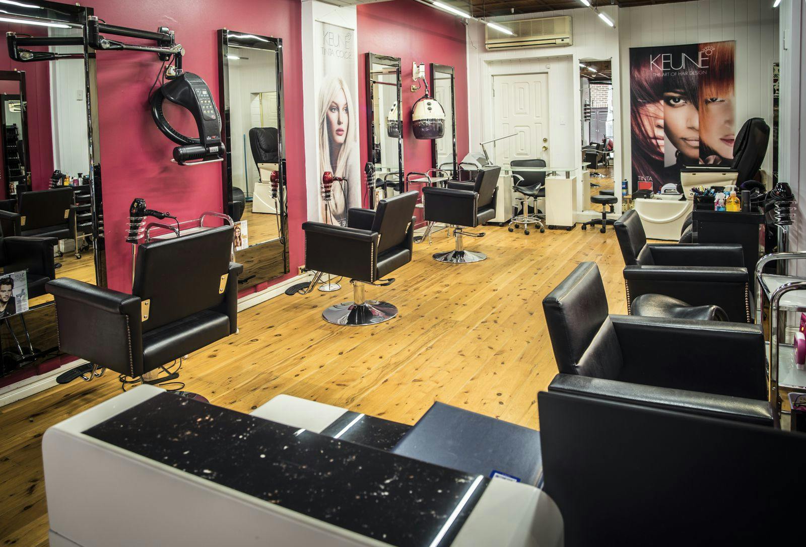 Jenny's Hair Affair Potts Point Haircut and Hairdressing Bookwell