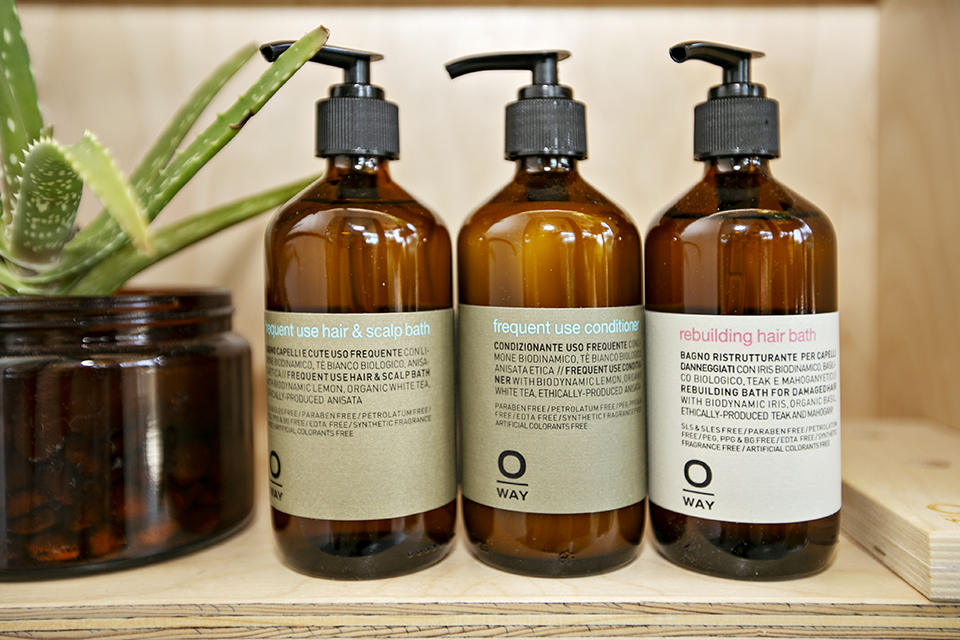 Zanzi Hairdressing image 13