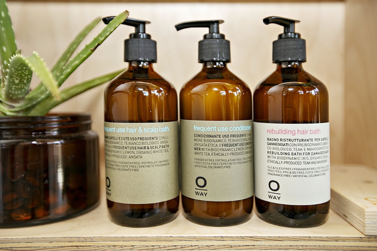 Zanzi Hairdressing image 13