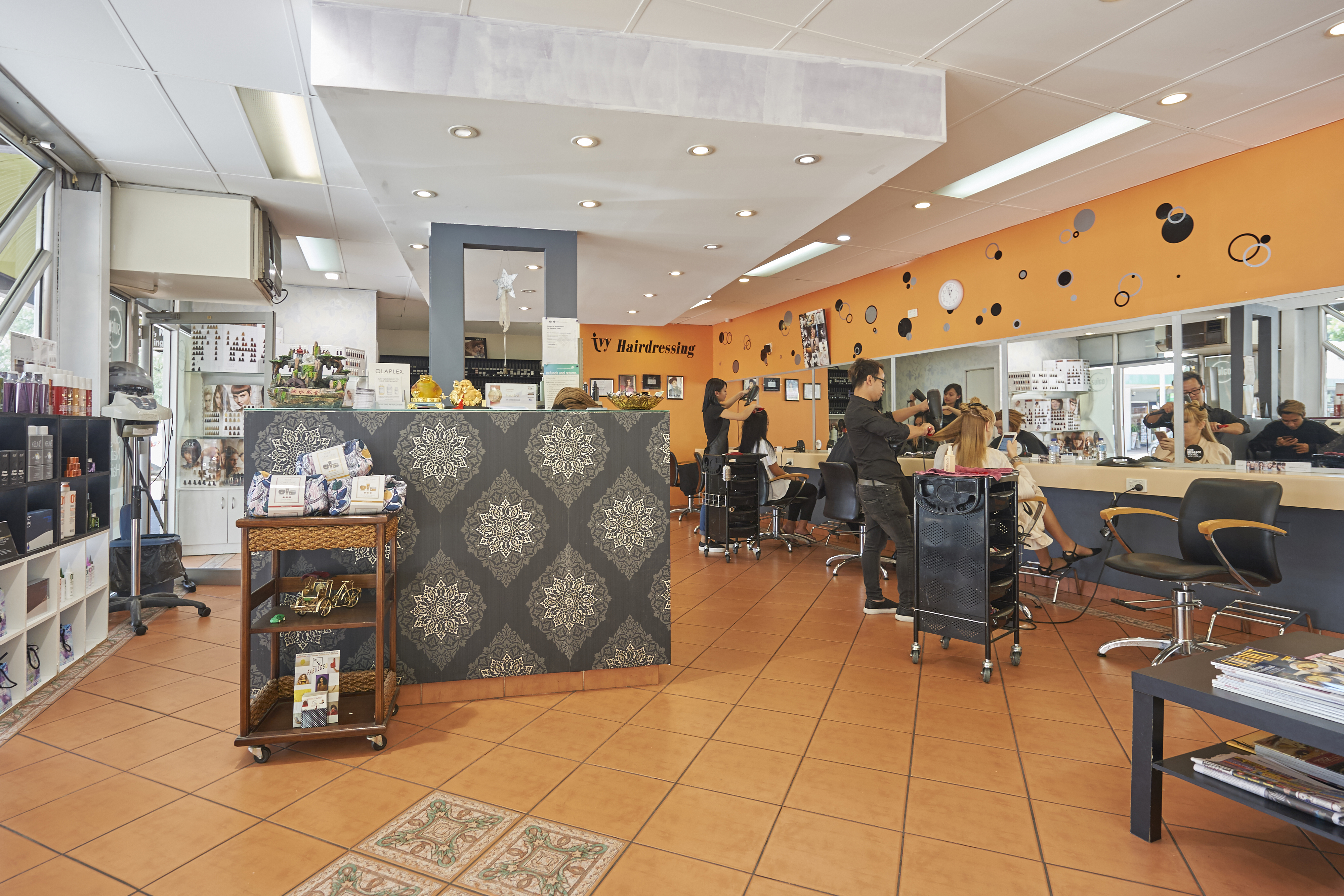 Ivy Hairdressing & Beauty Salon image 3