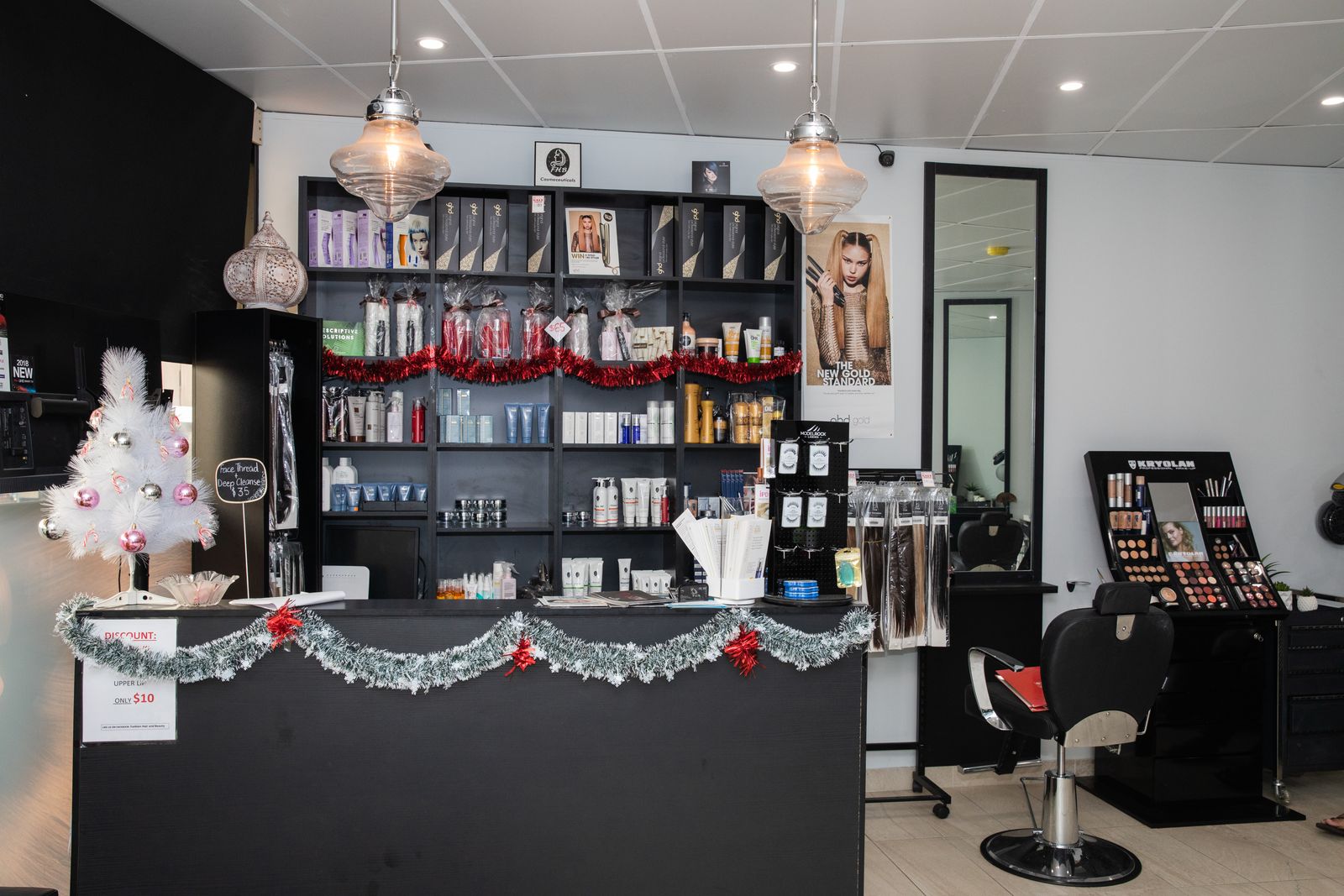 Fashion Hair & Beauty image 2