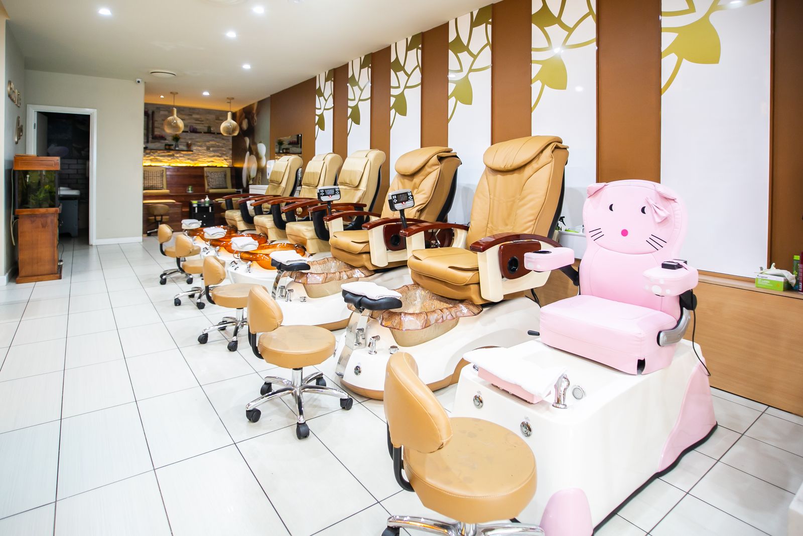 Golden Nails Care - South Yarra image 2