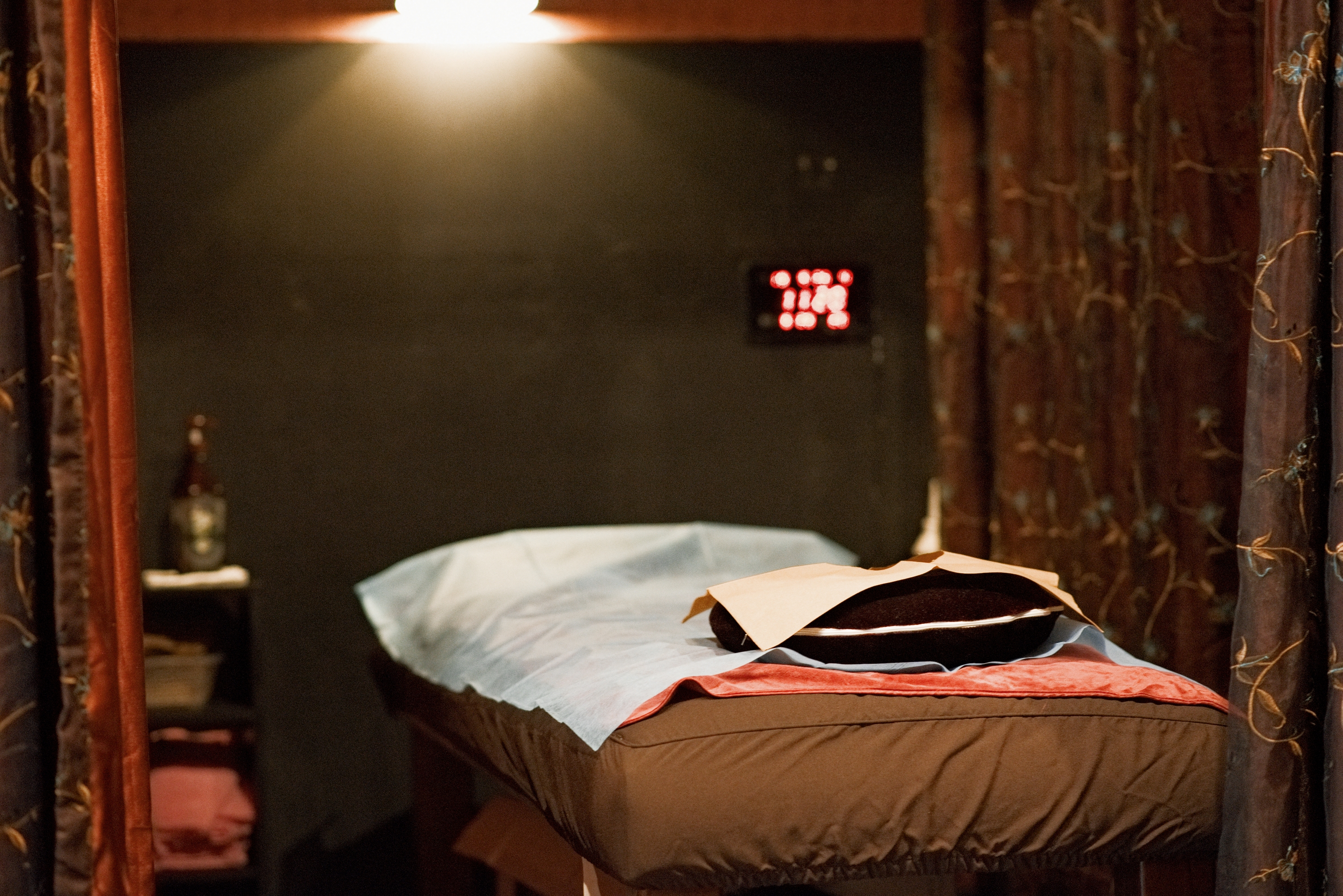 Green Palm Massage - Victoria Gardens image 5