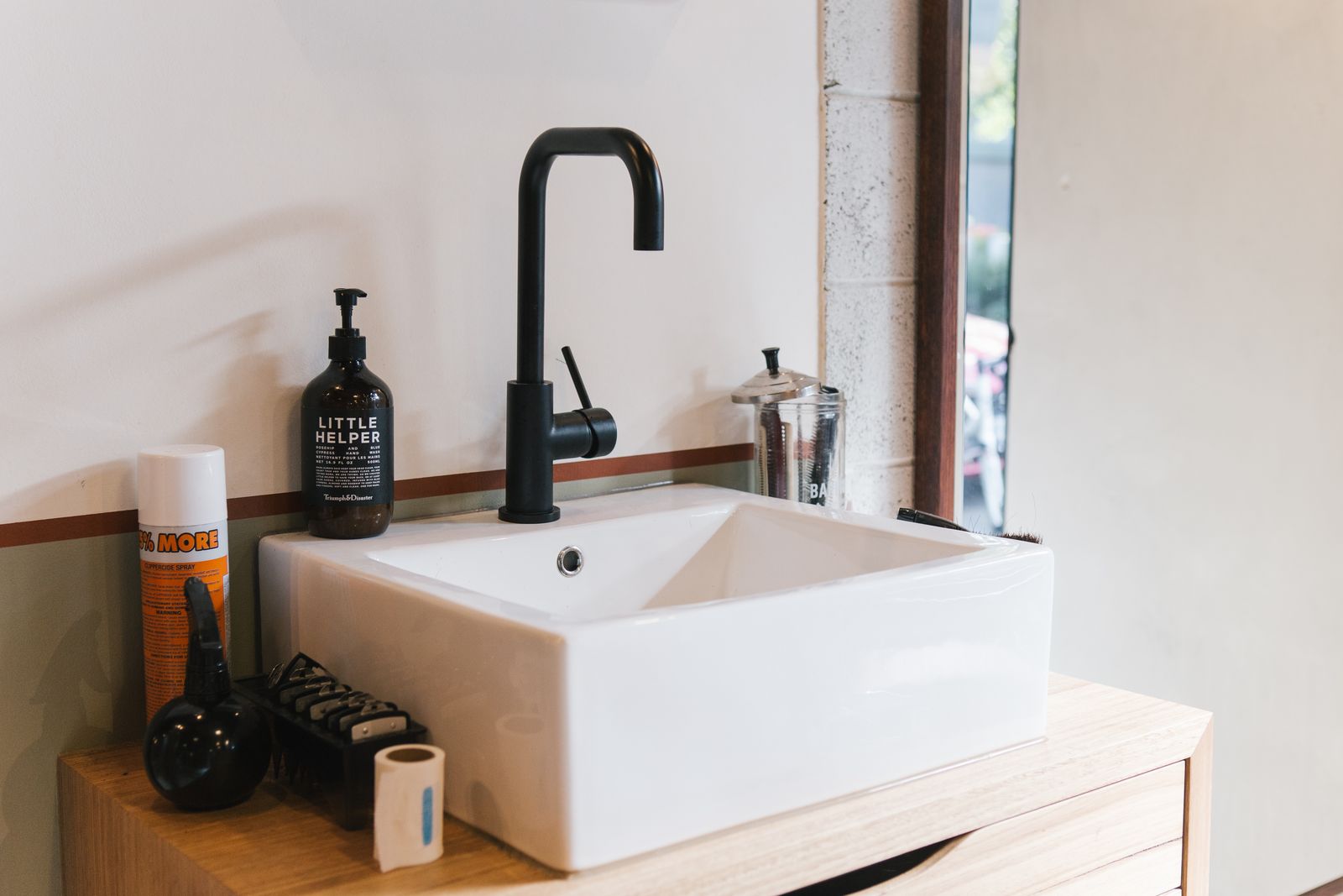 Bombshell Brows image 10