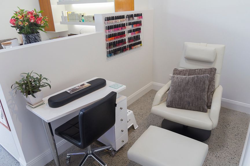 Beauty on Crown image 6