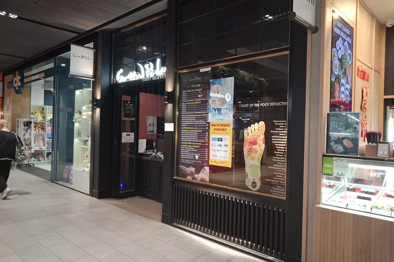 Green Palm Massage - Glen Waverley image 9