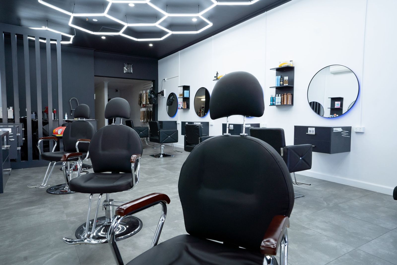 3 Points Hair Extensions and Barbering image 2