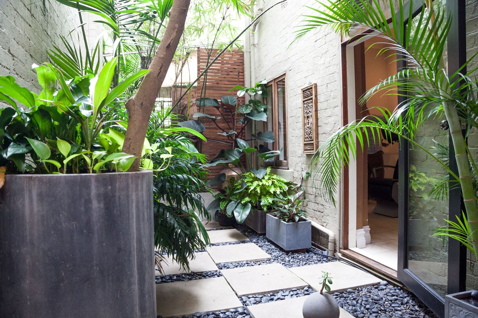 Edo Hair Design & Beauty image 4