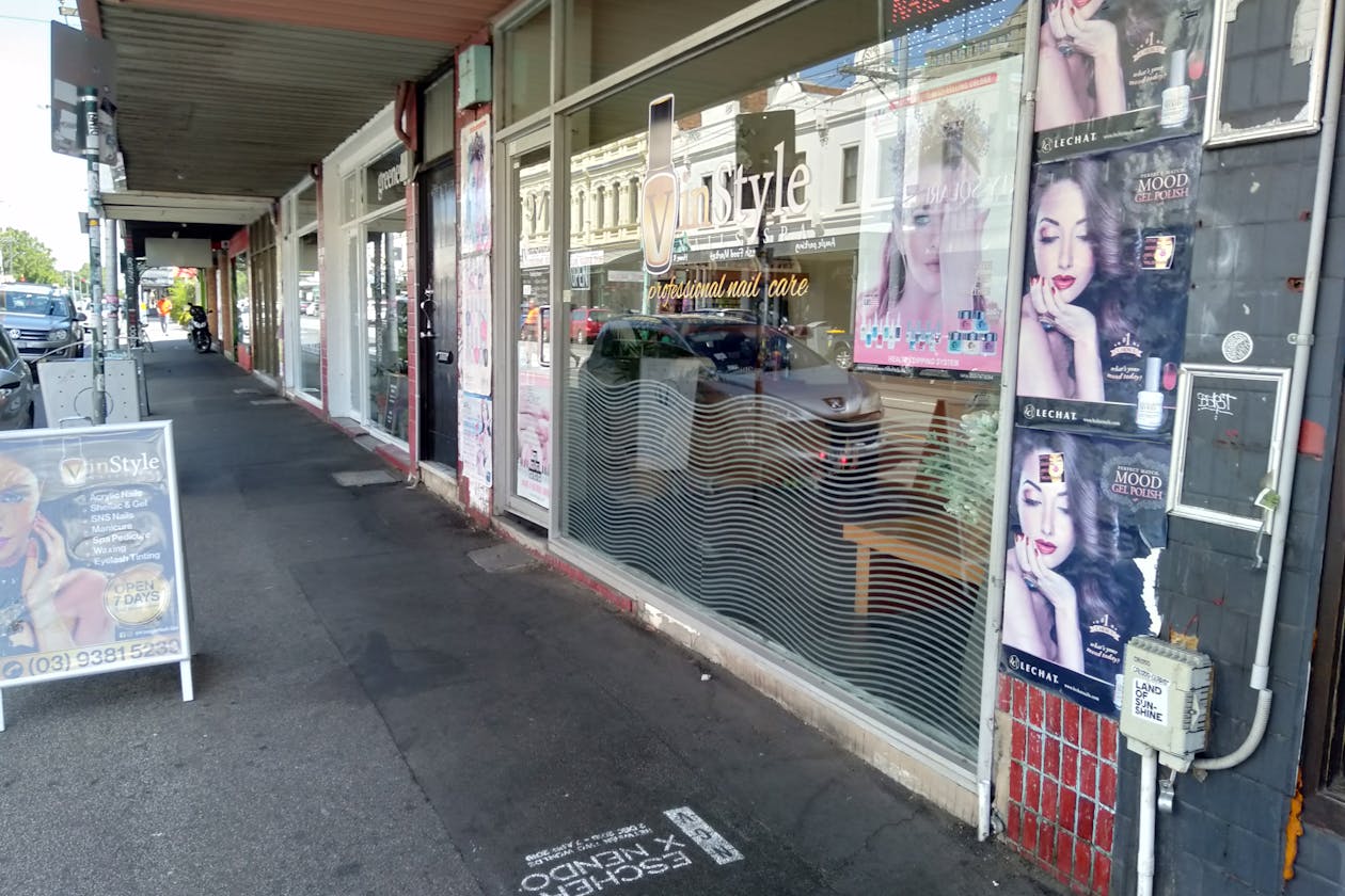 V inStyle Nail Spa image 2