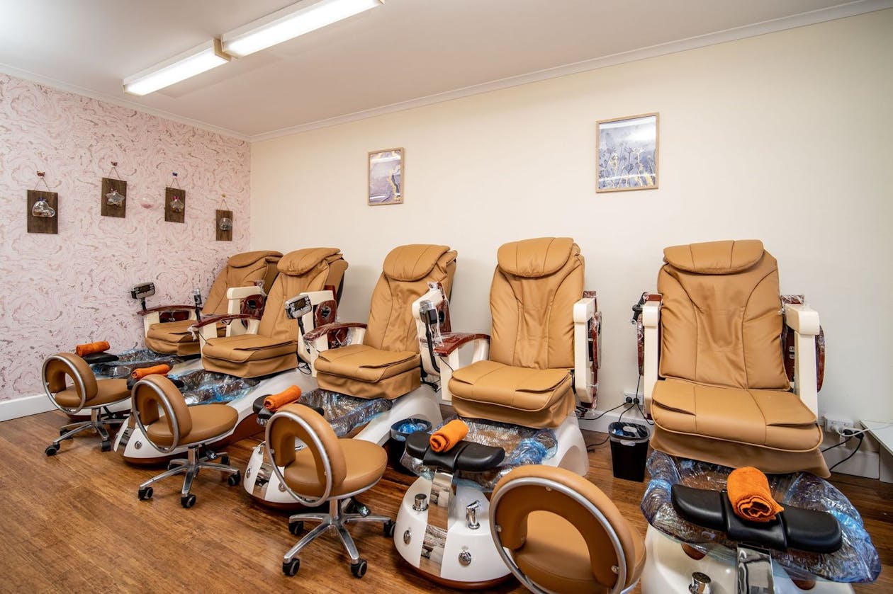 Golden Nail Care- South Yarra image 1