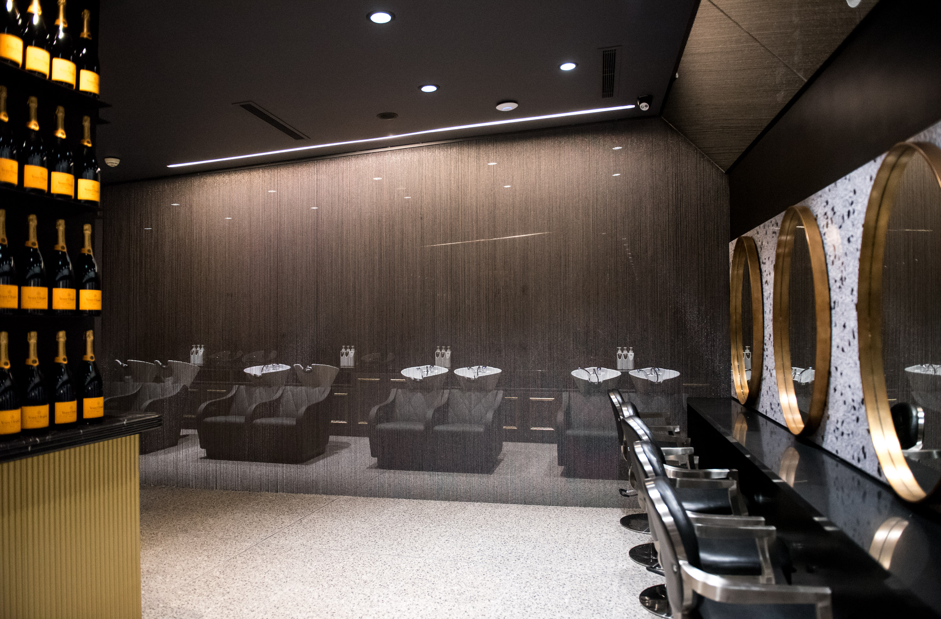 Pierre Haddad Hair Management - Hilton Hotel image 3