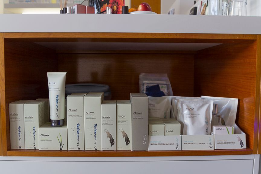 Beauty on Crown image 11