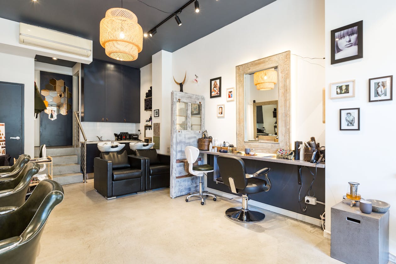 Bull Hair Boutique image 3