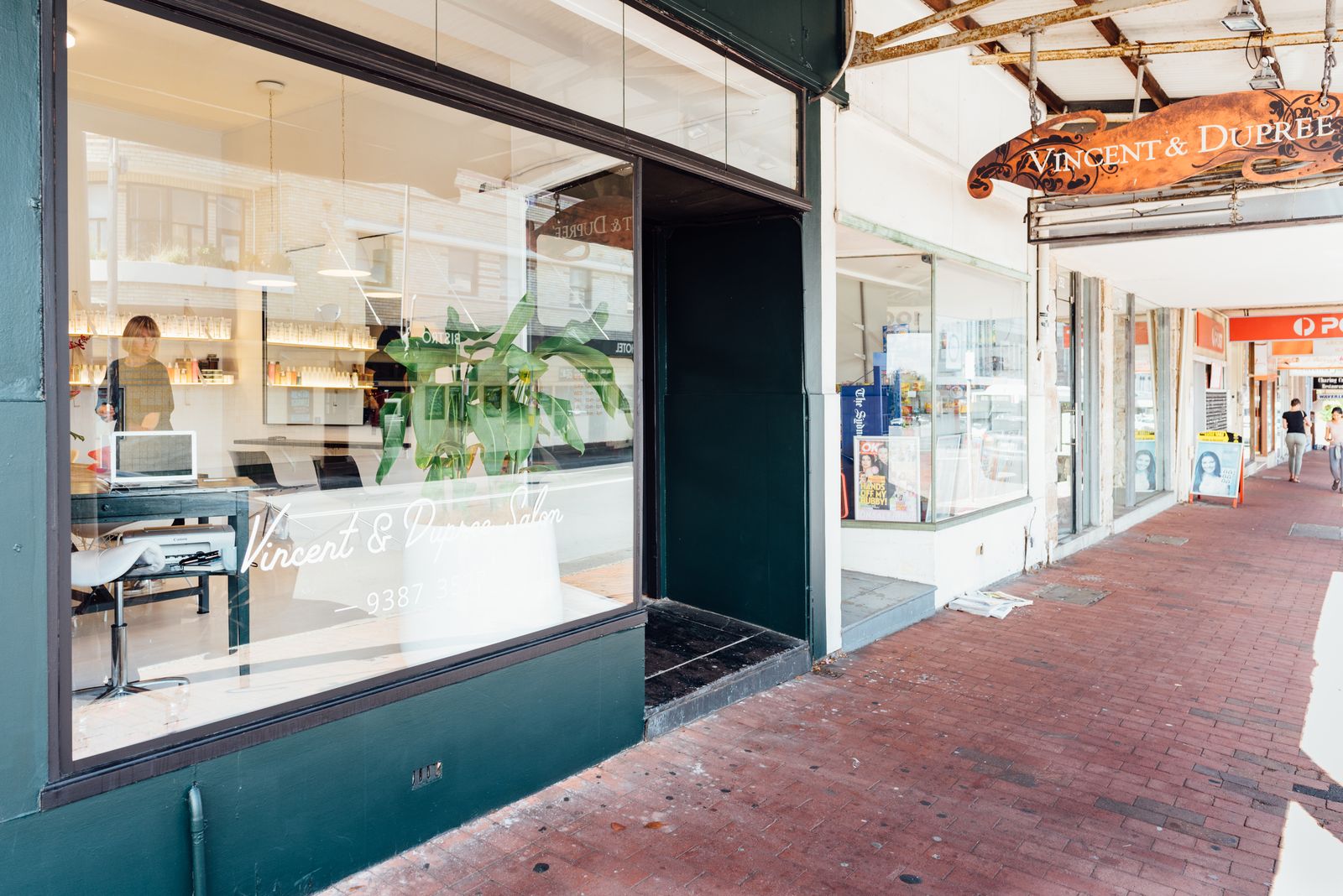 Vincent & Dupree image 13