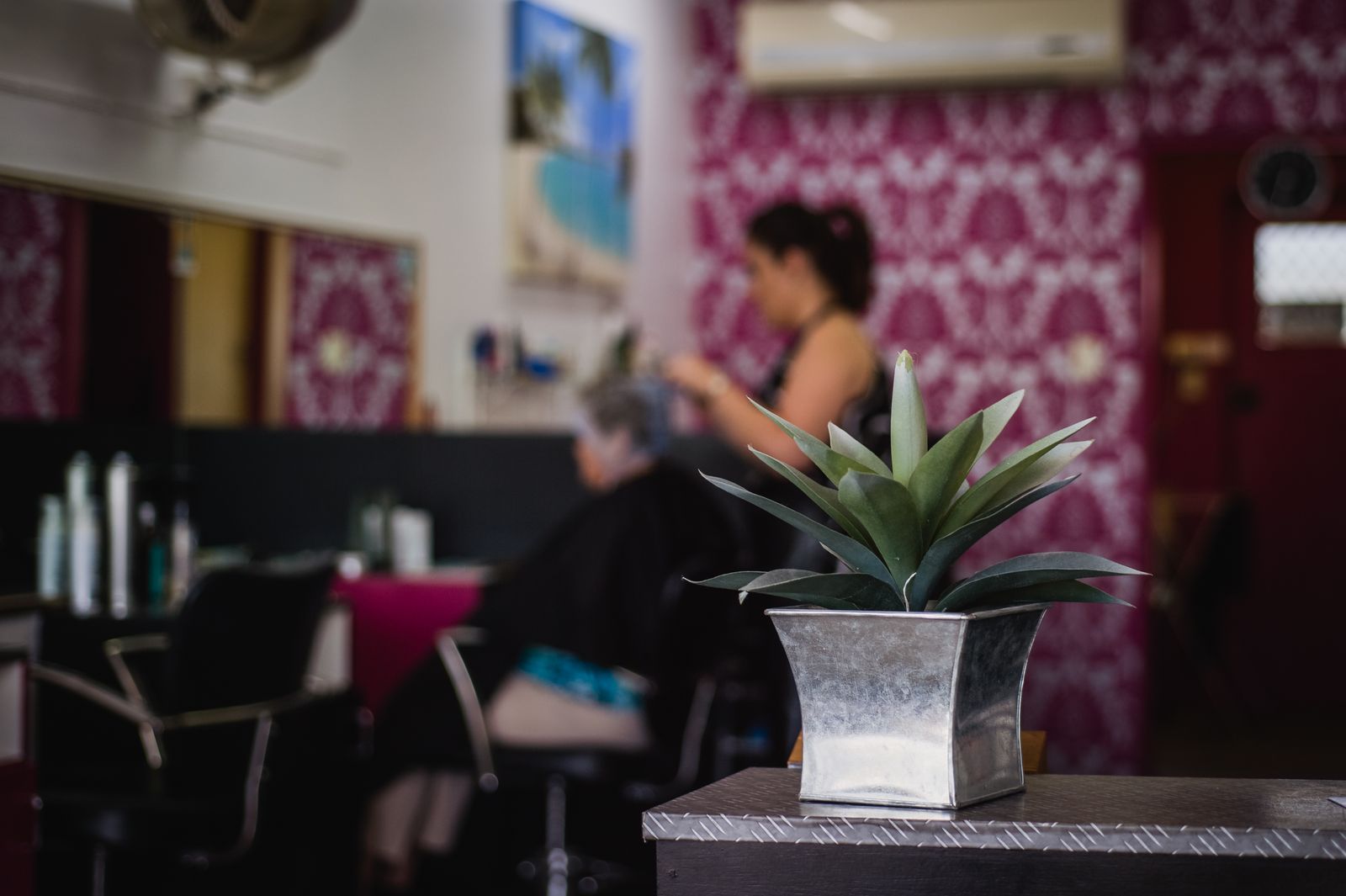 RJ's Hair Studio image 6