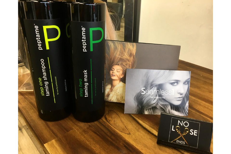 No Loose Ends Hairstyling image 9