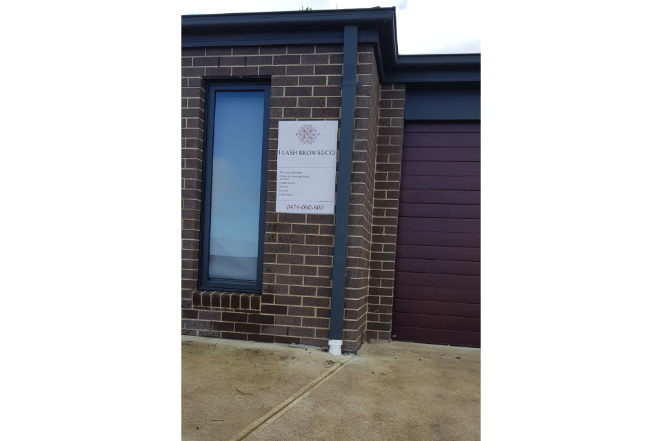 iLash Brows & Co image 6