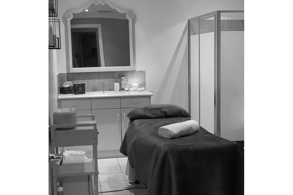 Lavish Face and Body image 9