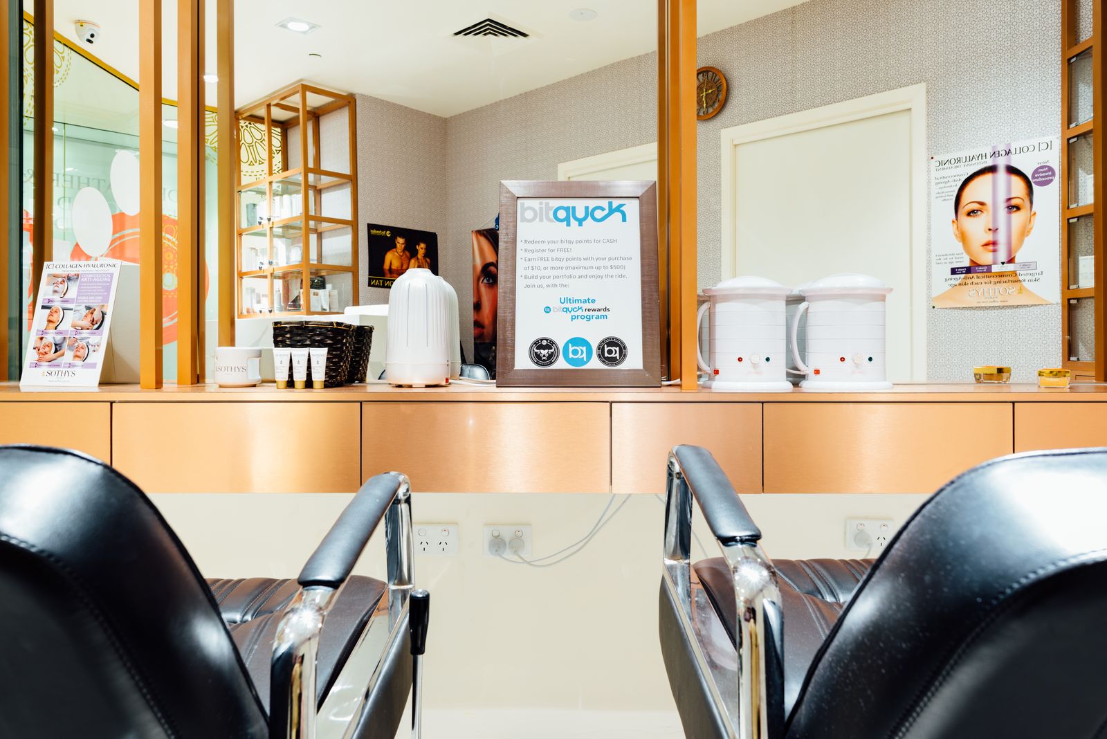 Shashi Beauty Salon - Piccadilly image 3