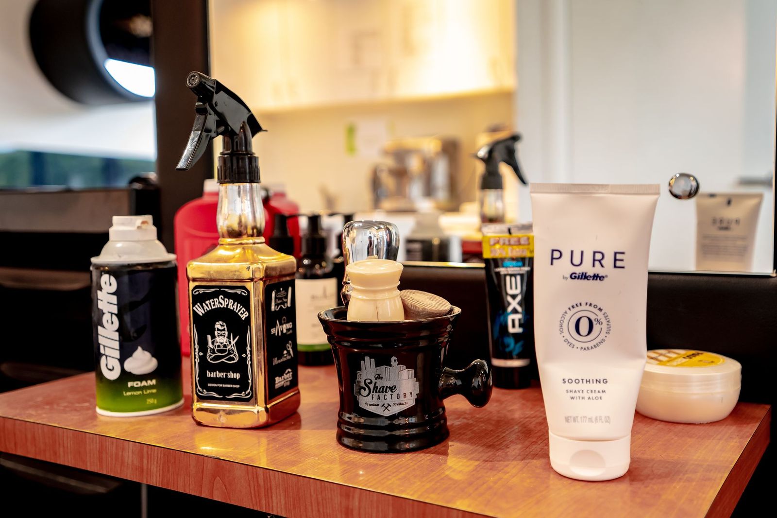 Leo Barber Shop image 20