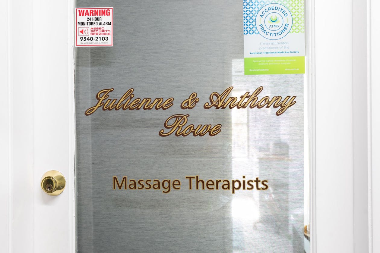 Julienne & Anthony Rowe Massage Therapy image 4