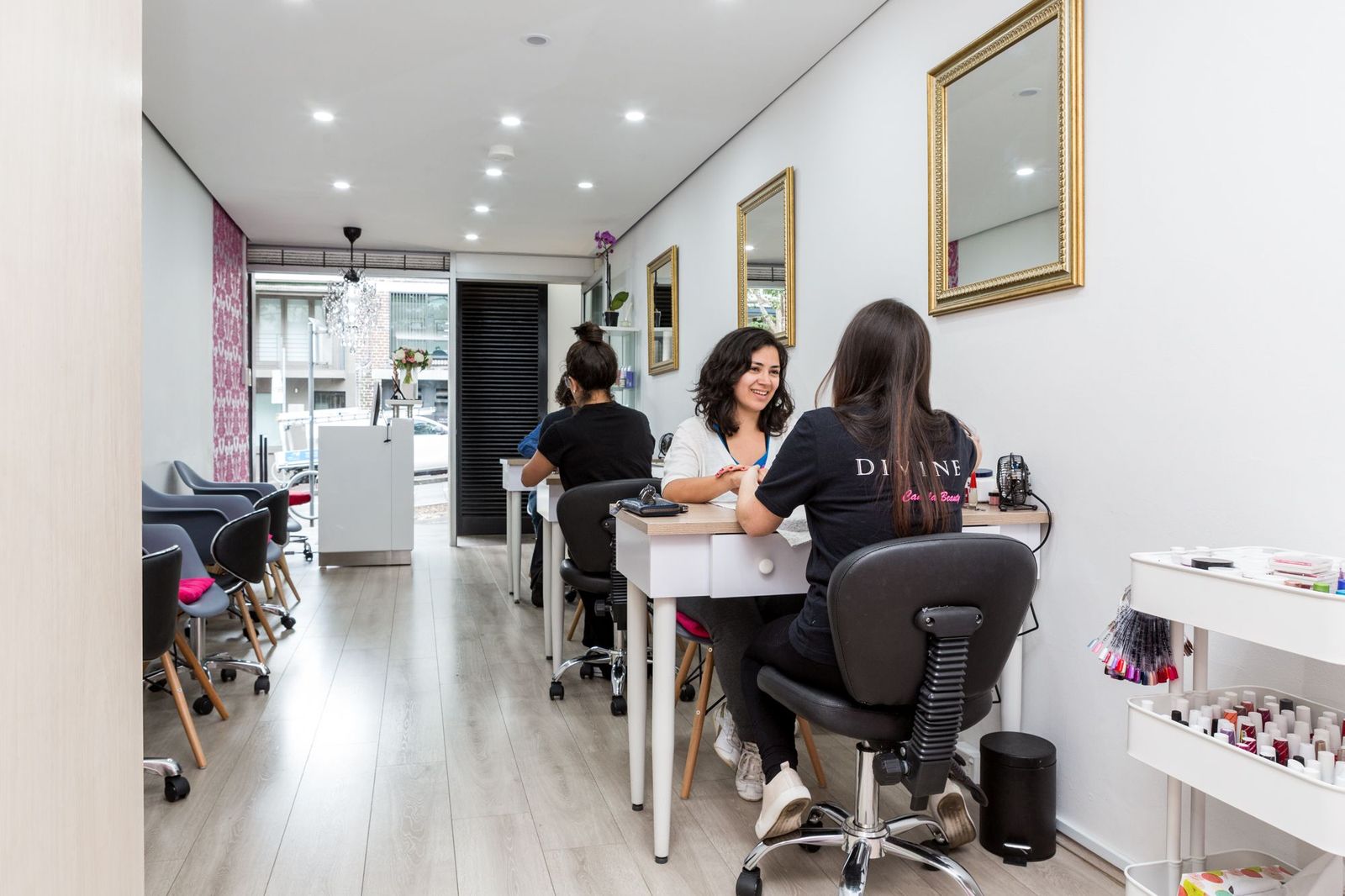 Divine Camila Beauty image 3