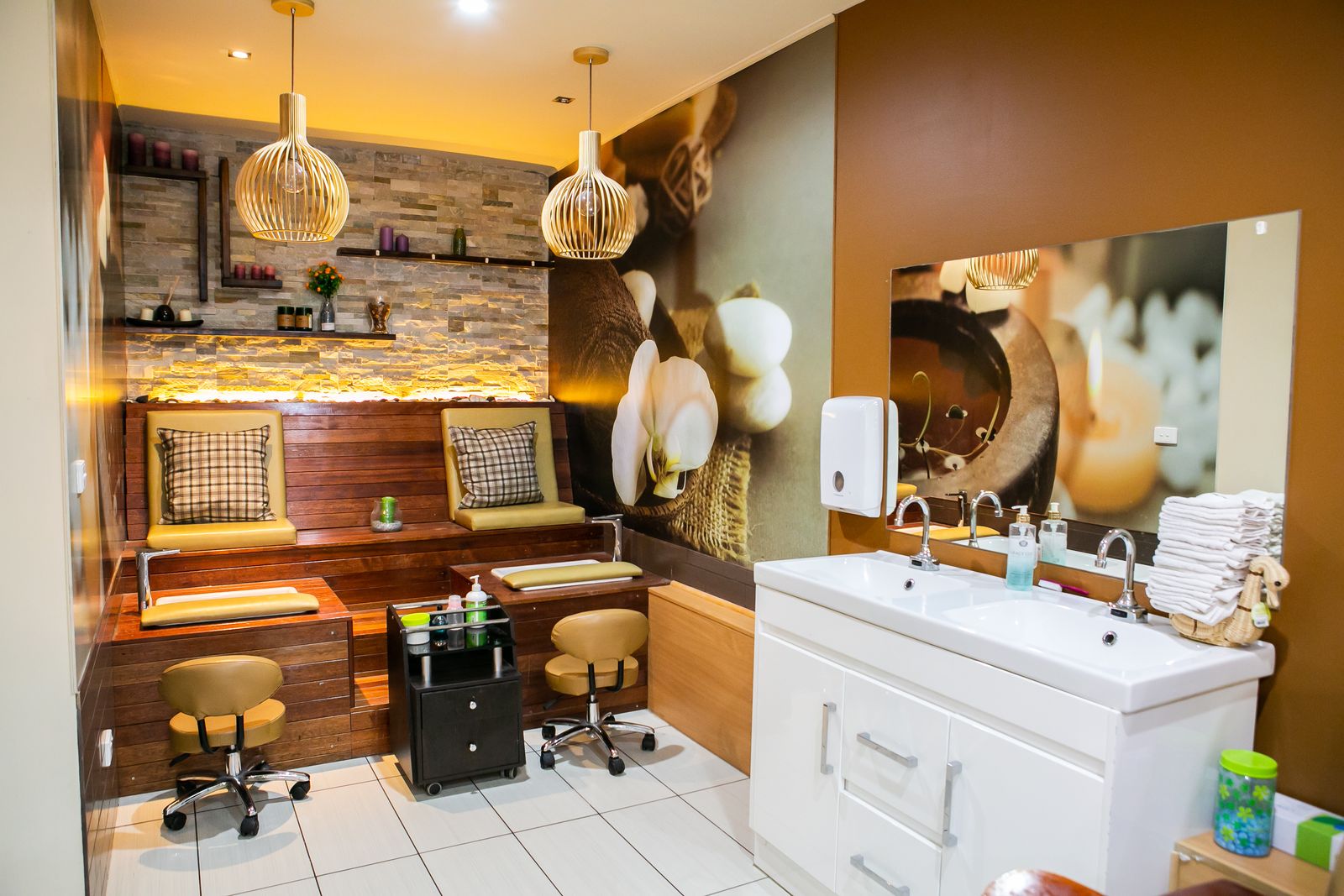 Golden Nails Care - South Yarra image 9