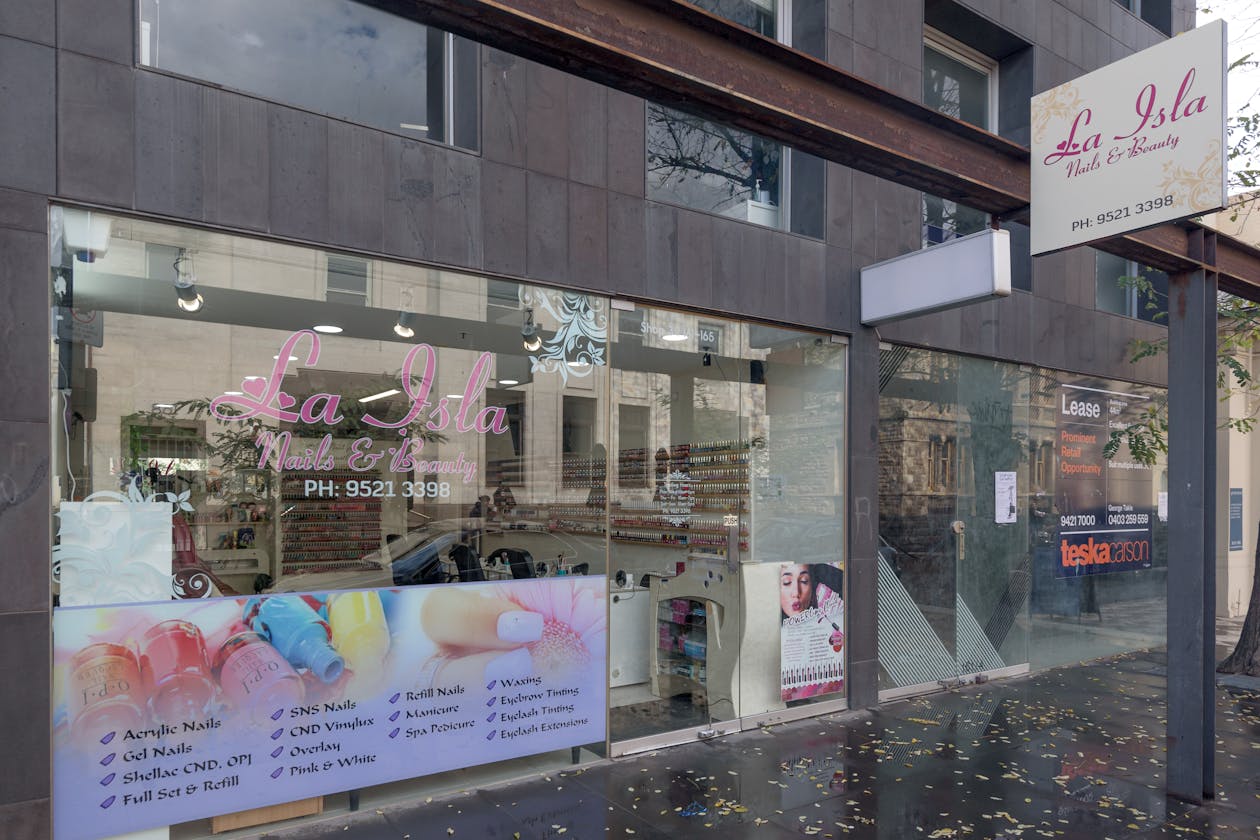 Taj Beauty Salon image 7