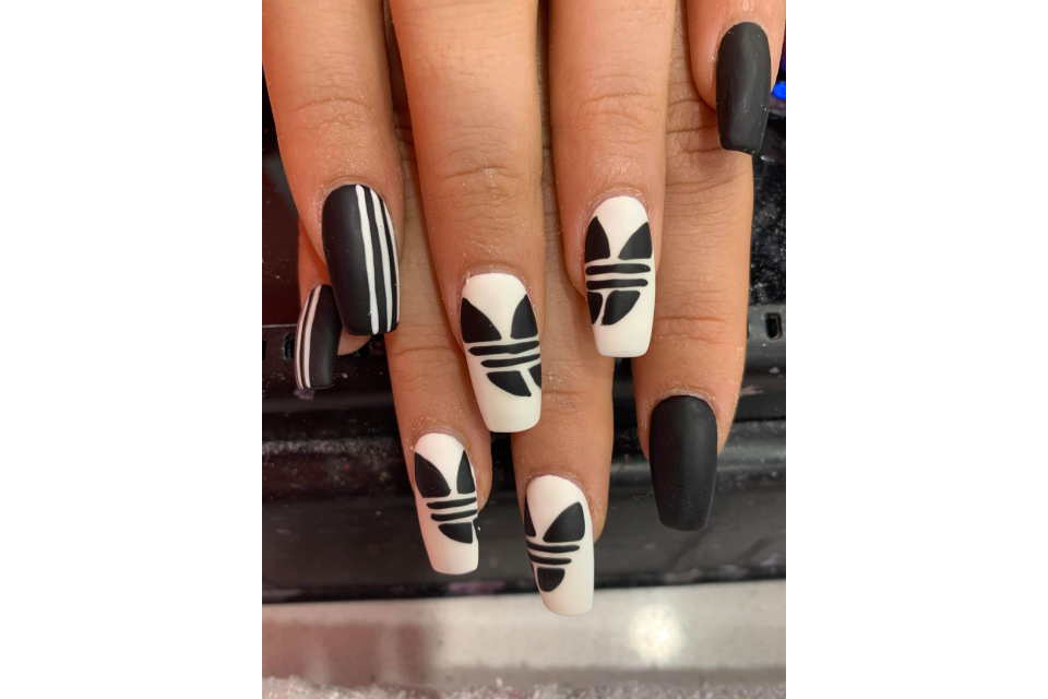 Kimmys Hair Nails & Beauty image 28