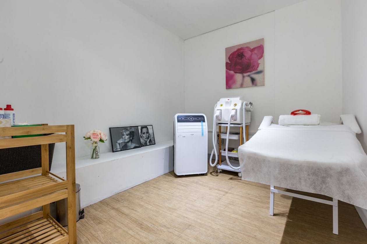 Peach and Co image 8