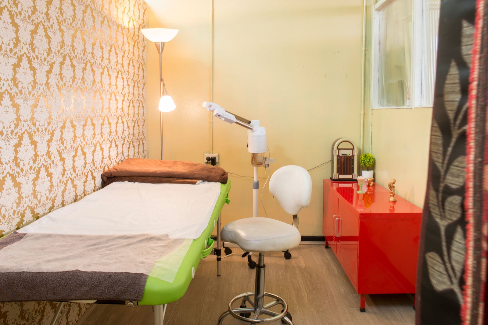 Lush Ayurvedic Beauty and Hair image 3