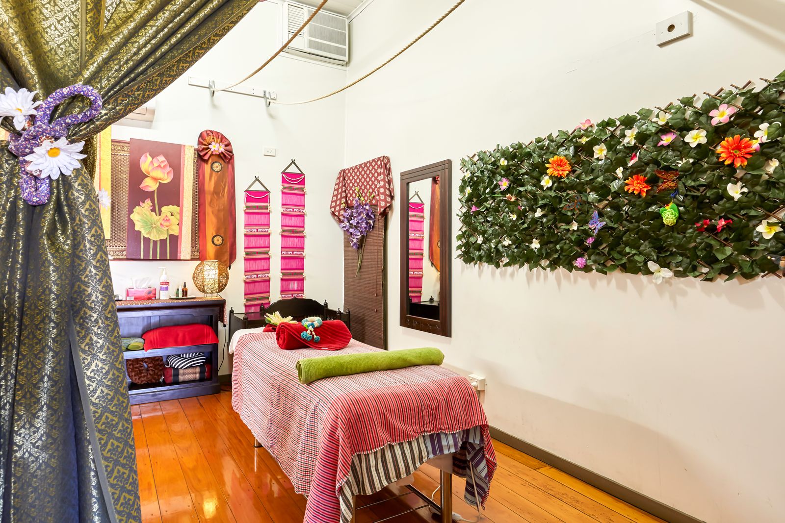 Healing Hands Thai Massage & Spa image 10