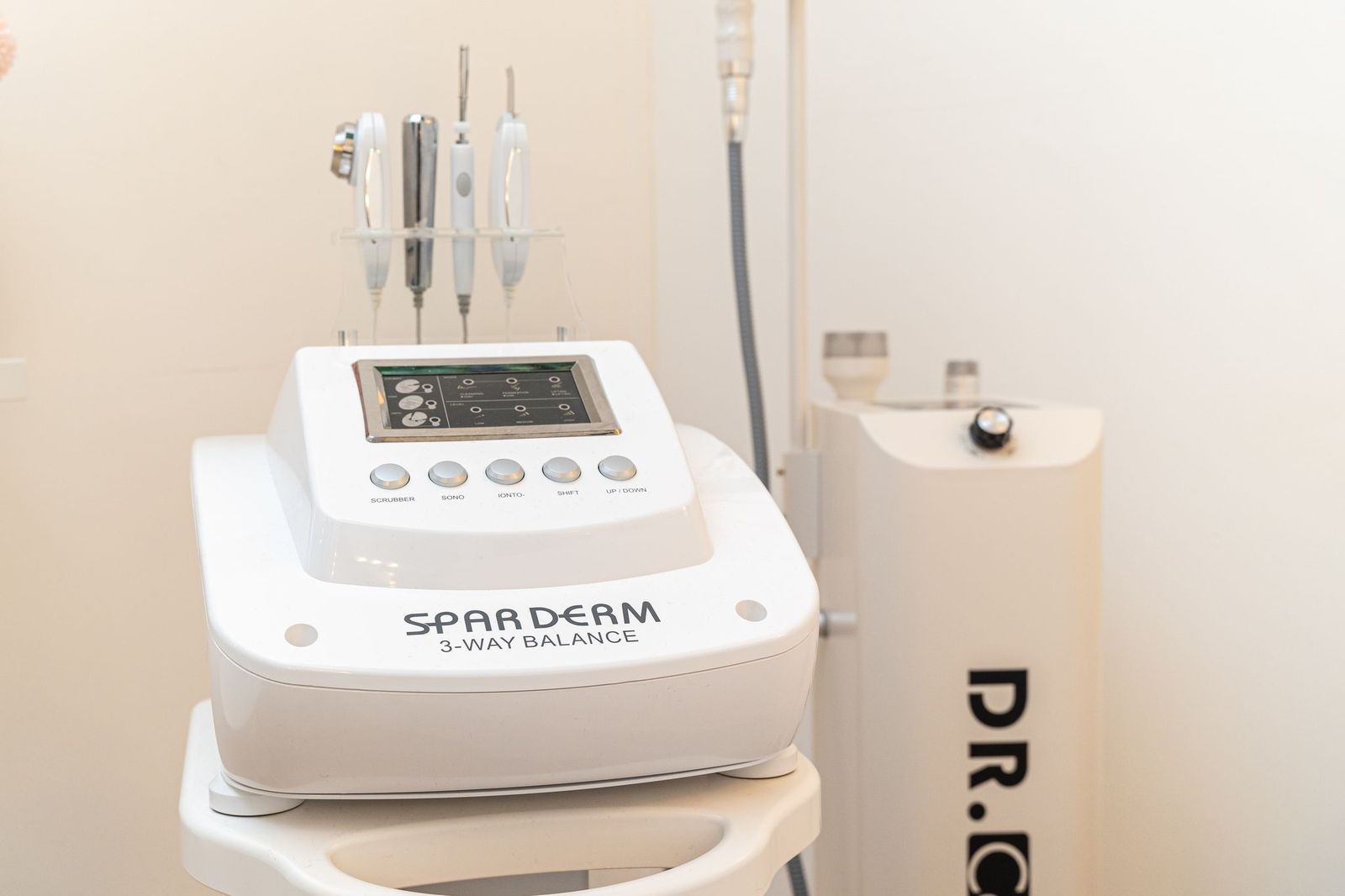 HAILEY BEAUTY & CO image 4