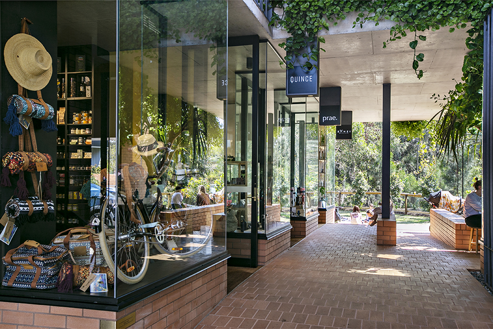 Zanzi Hairdressing image 19