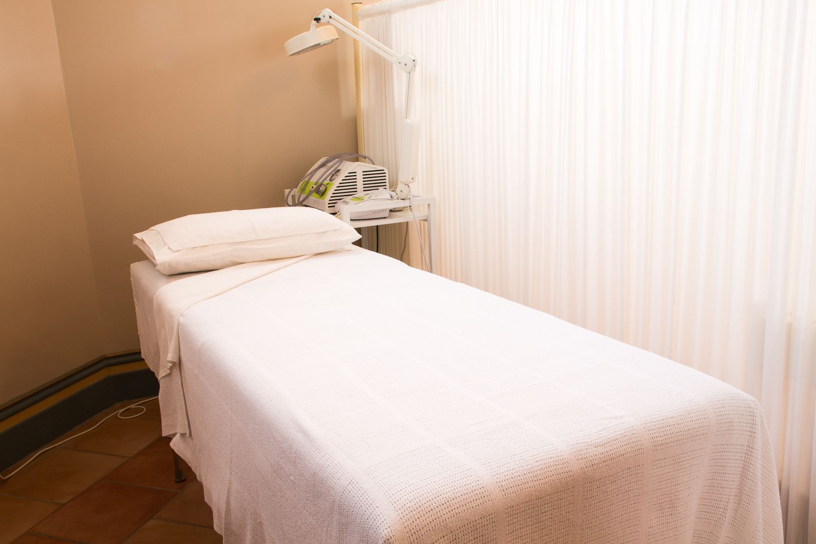 Head To Toe Body Care Center image 5