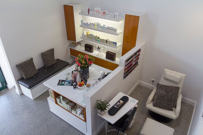 Beauty on Crown image 3