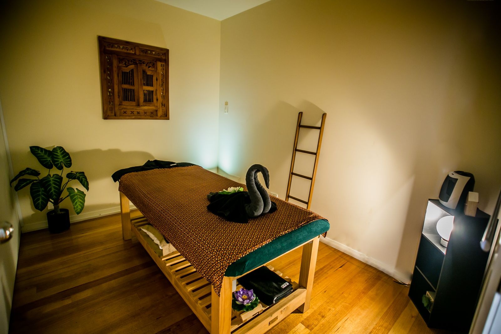 Malai thai massage Clearance