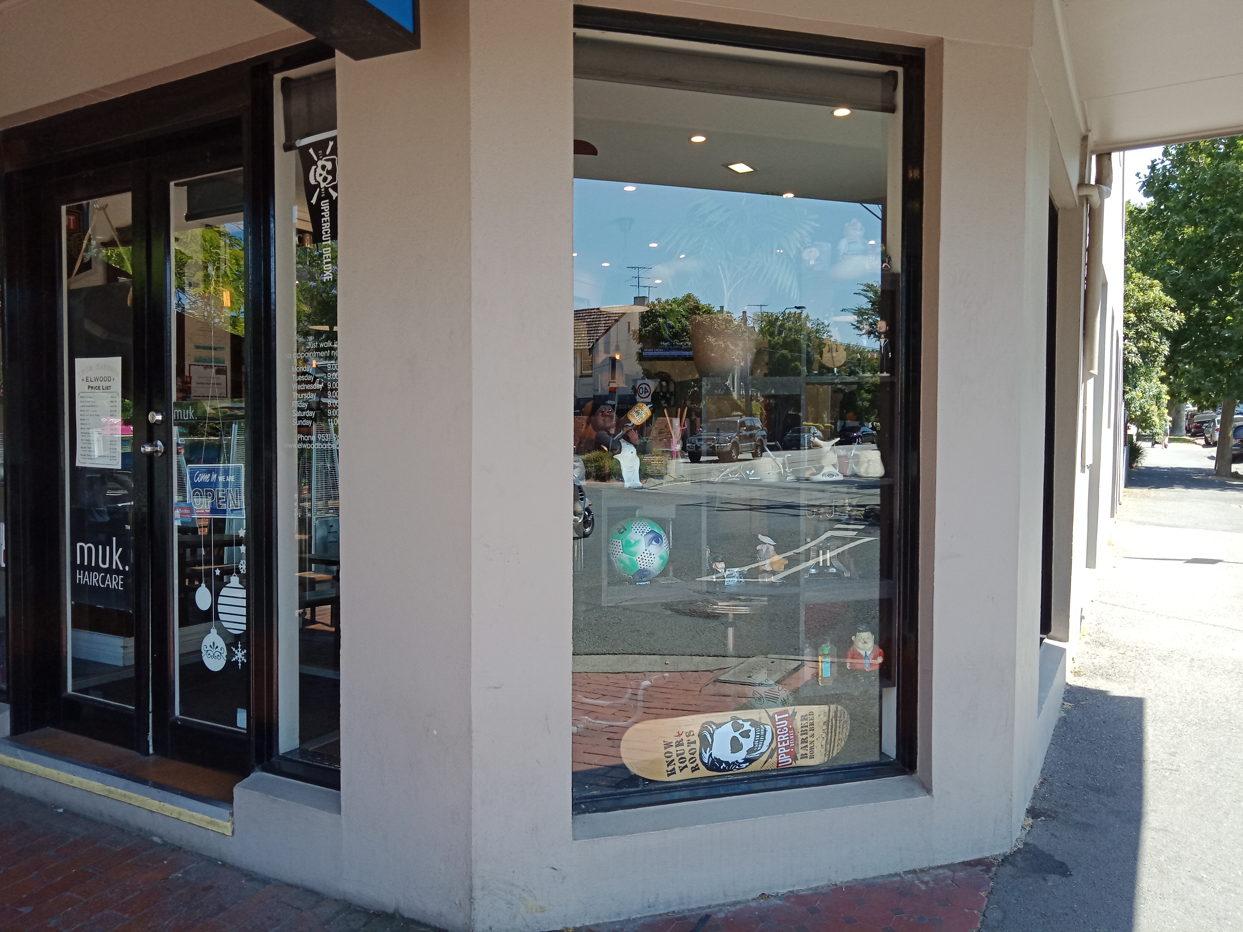 Elwood Village Barber image 5