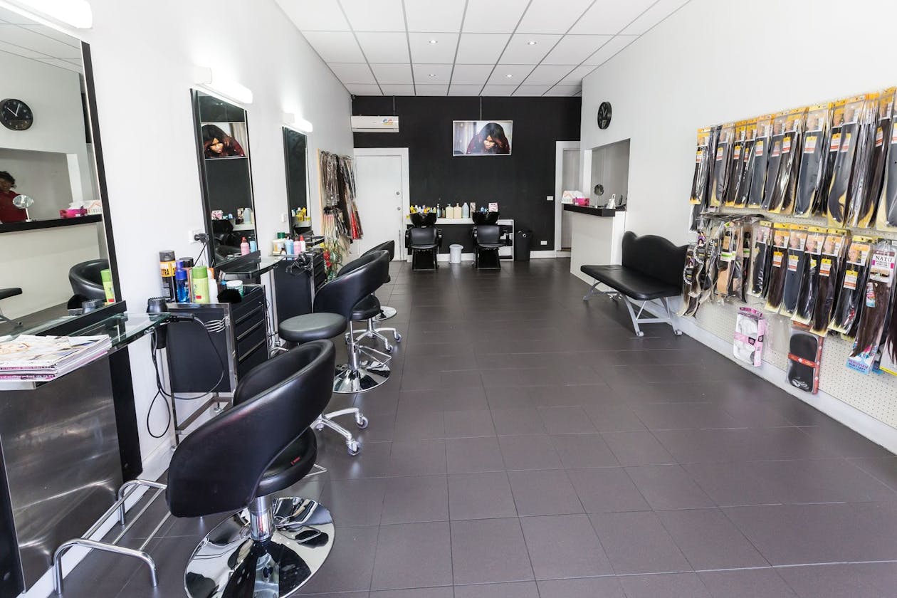 Creamax Salon - Brunswick | Haircut and Hairdressing | Hair Styling |  Bookwell