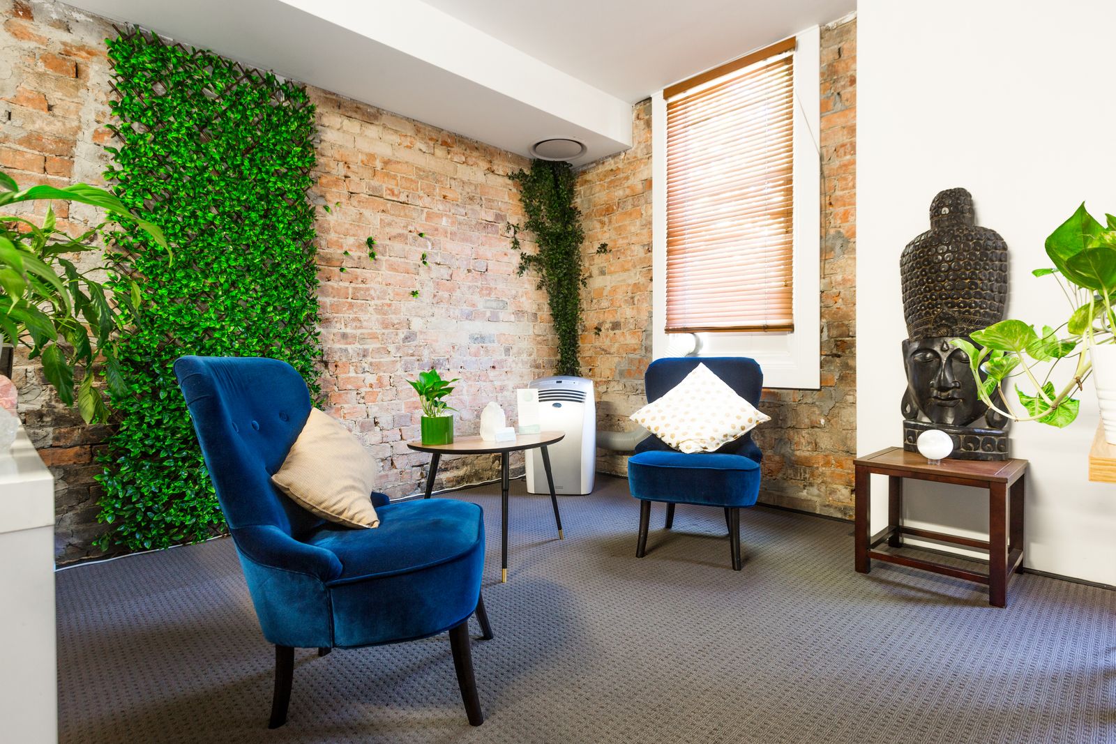 V Relaxation Therapies image 3