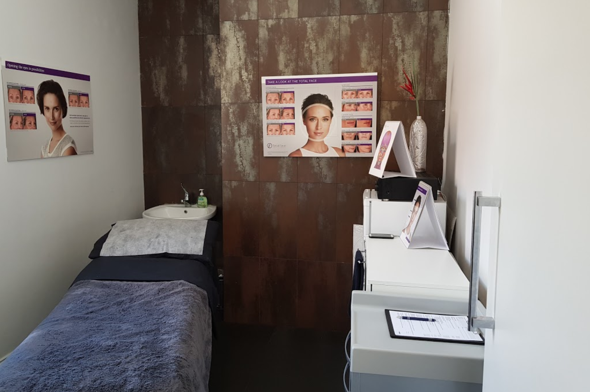 Man Oh Man - Windsor image 7