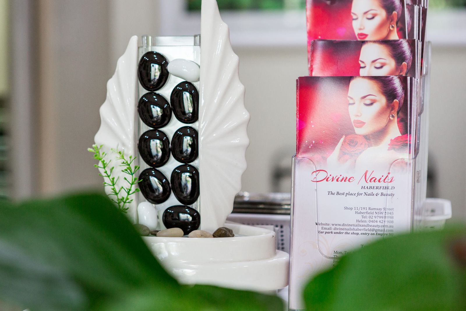 Divine Nails Haberfield image 9