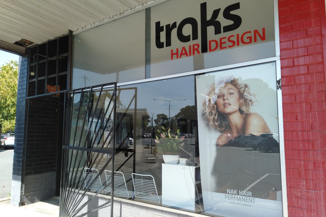 Traks Hair Design image 1