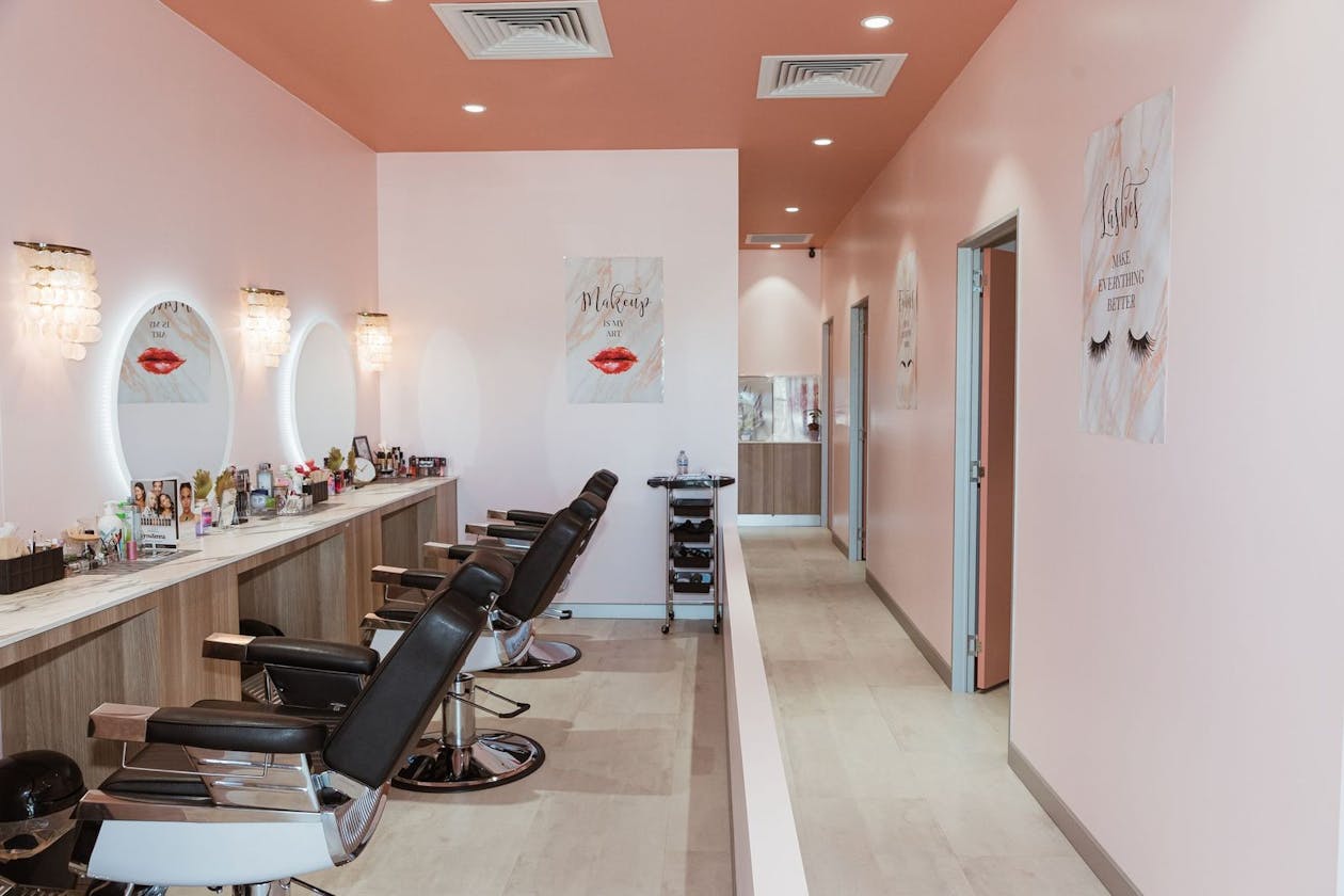 Rimi Beauty Threading and Waxing Studio image 2