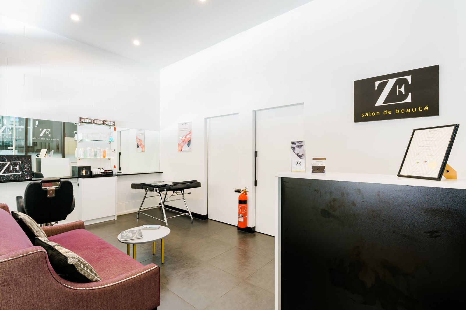 Zee's salon de beaute image 11