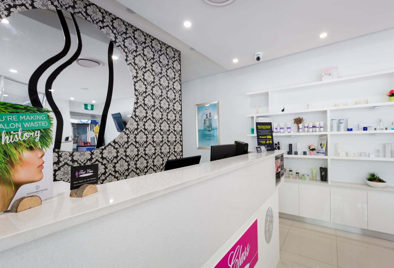 First Class Makeup & Beauty image 3