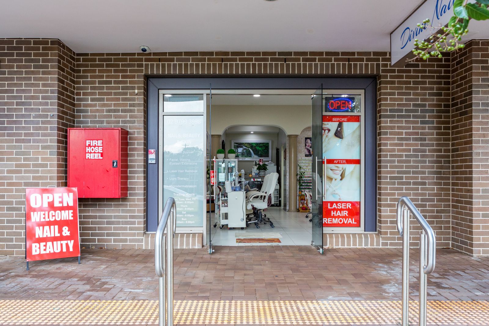 Divine Nails Haberfield image 13