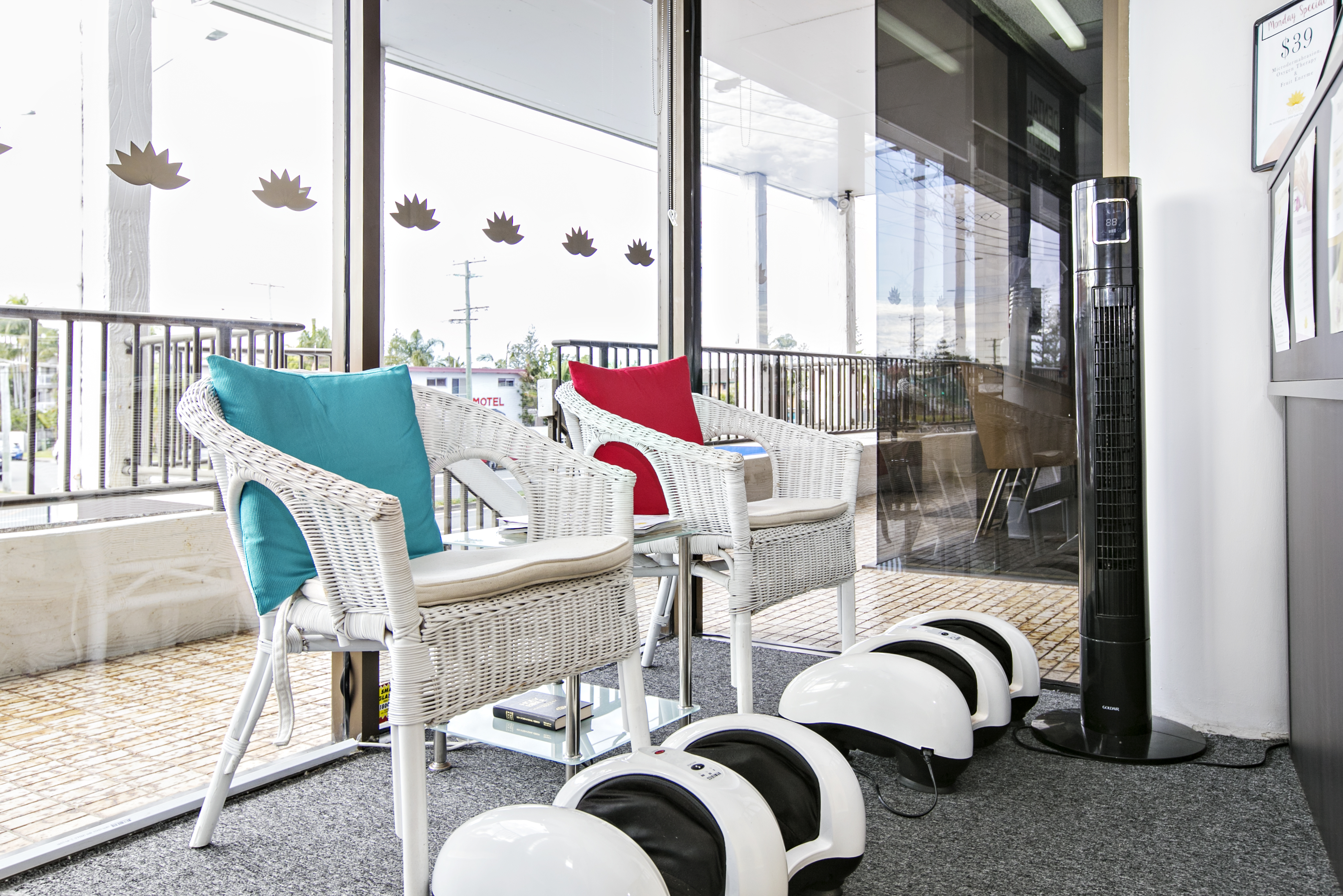 Glow Skin Treatment image 8