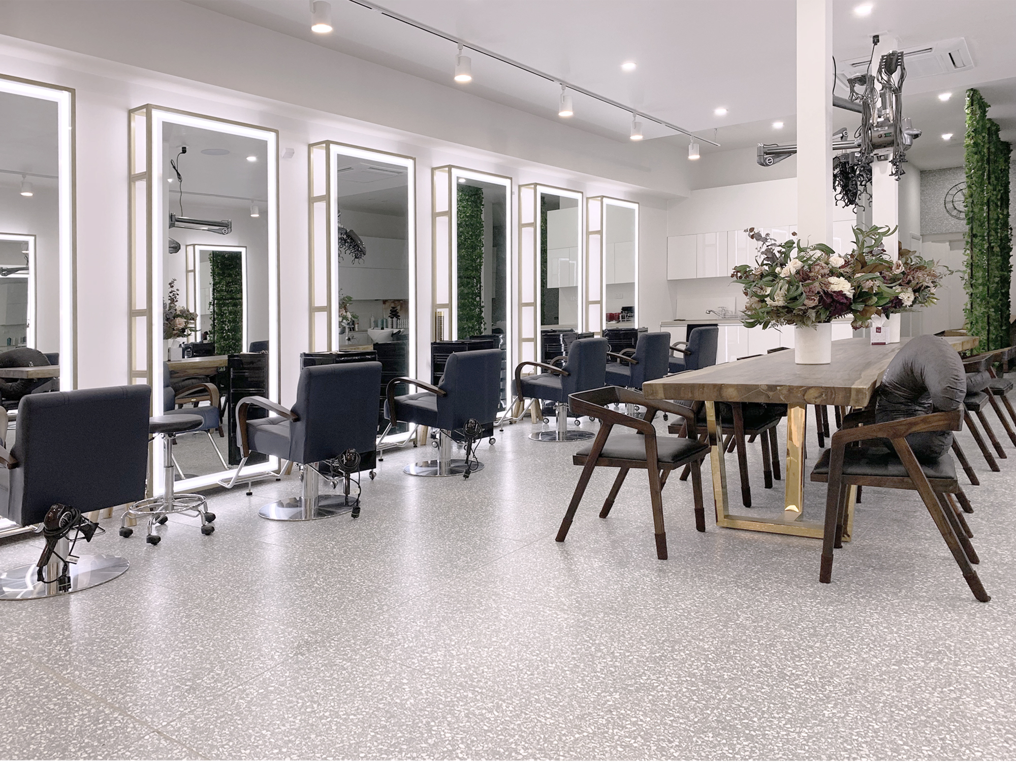 Foresta Hair on A'Beckett image 4