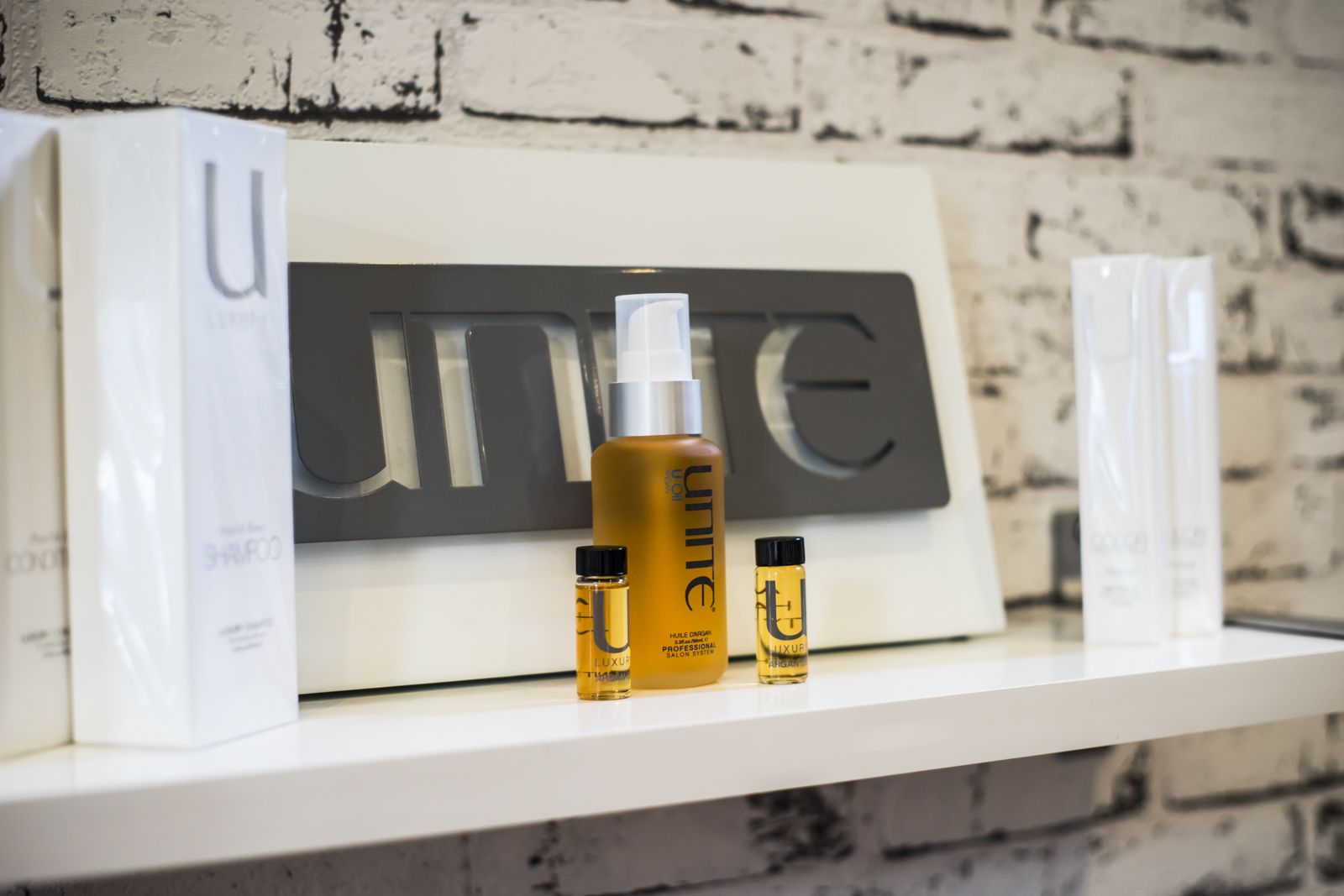 Robert Scott Hairdressing image 3